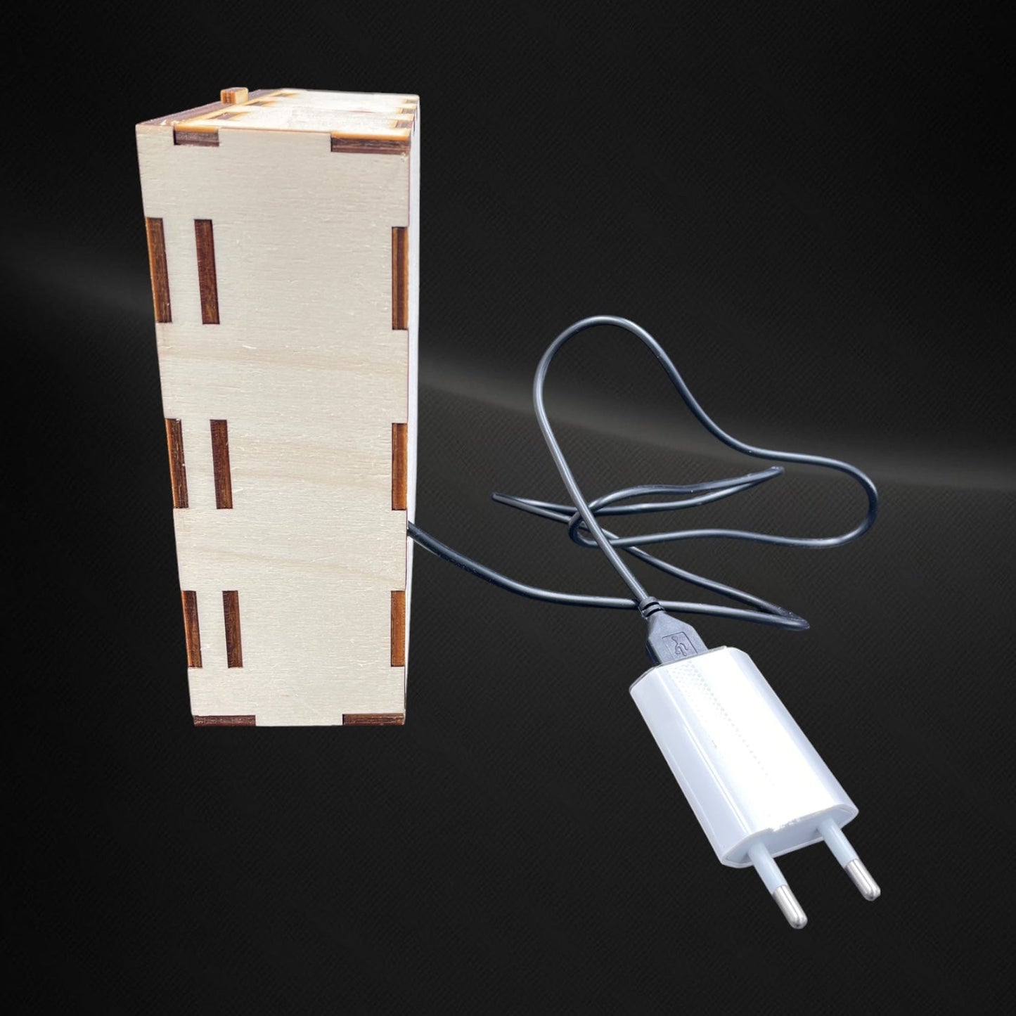Spiegelfliese mit Gravur
Individuelle Gravur
LED Beleuchtung
Holzrahmen
Handarbeit
Geschenkidee
Personalisierte Spiegelfliese
RGB LED mit Fernbedienung