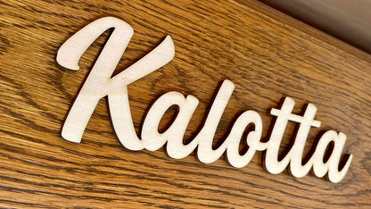 Türschild aus Holz mit Wunschnamen Namensschild für Kinderzimmer Geschenk für Kinder