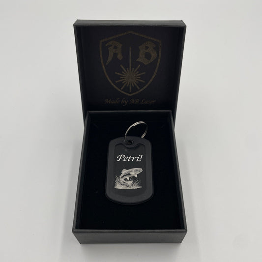 Aluminium-Schlüsselanhänger Dog Tag mit Gravur Forelle Petri mit Kantenschutz