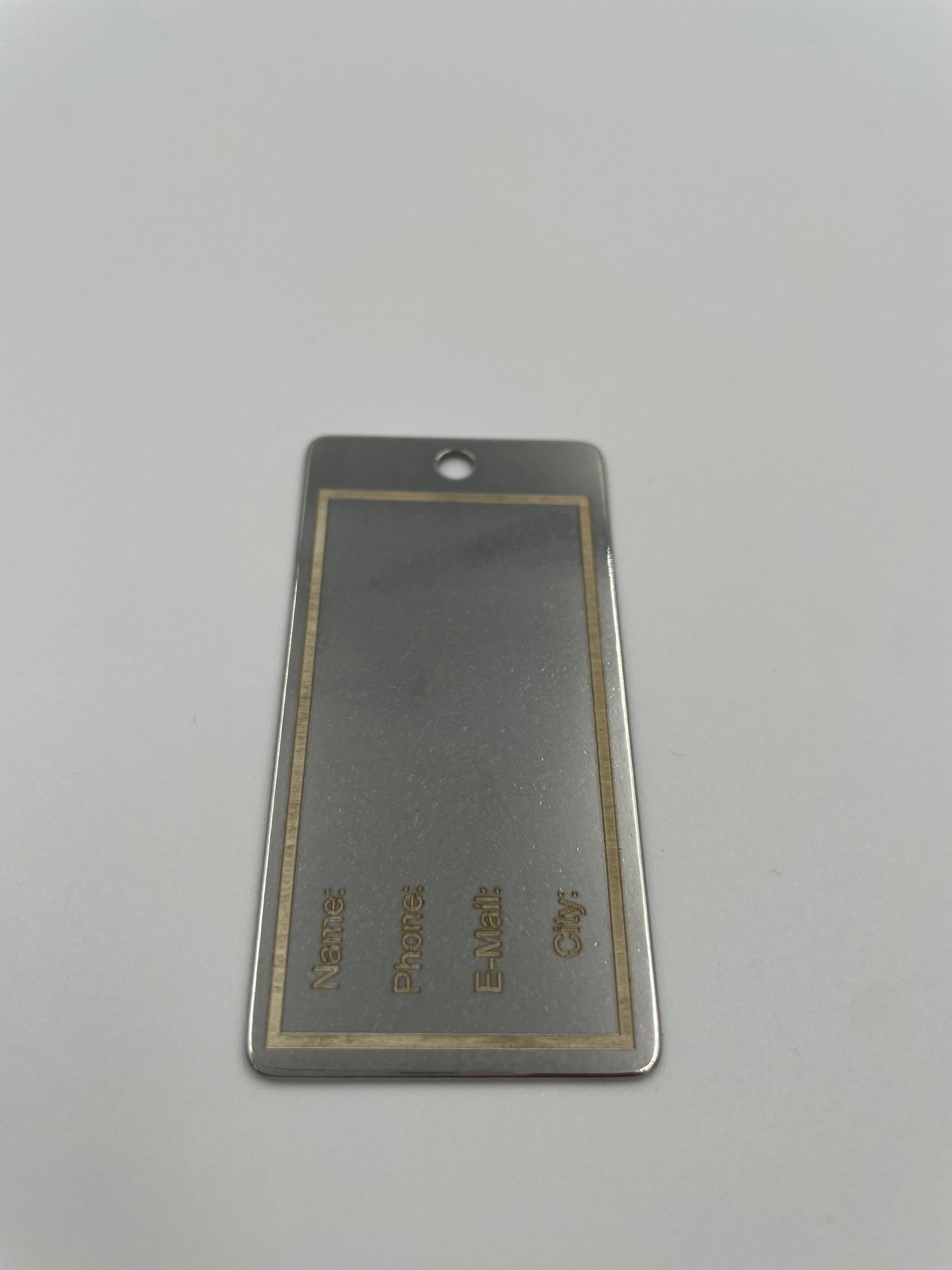 Kofferanhänger Gepäckanhänger aus Edelstahl mit individueller permanenter Lasergravur und Drahtseil (38x16mm)