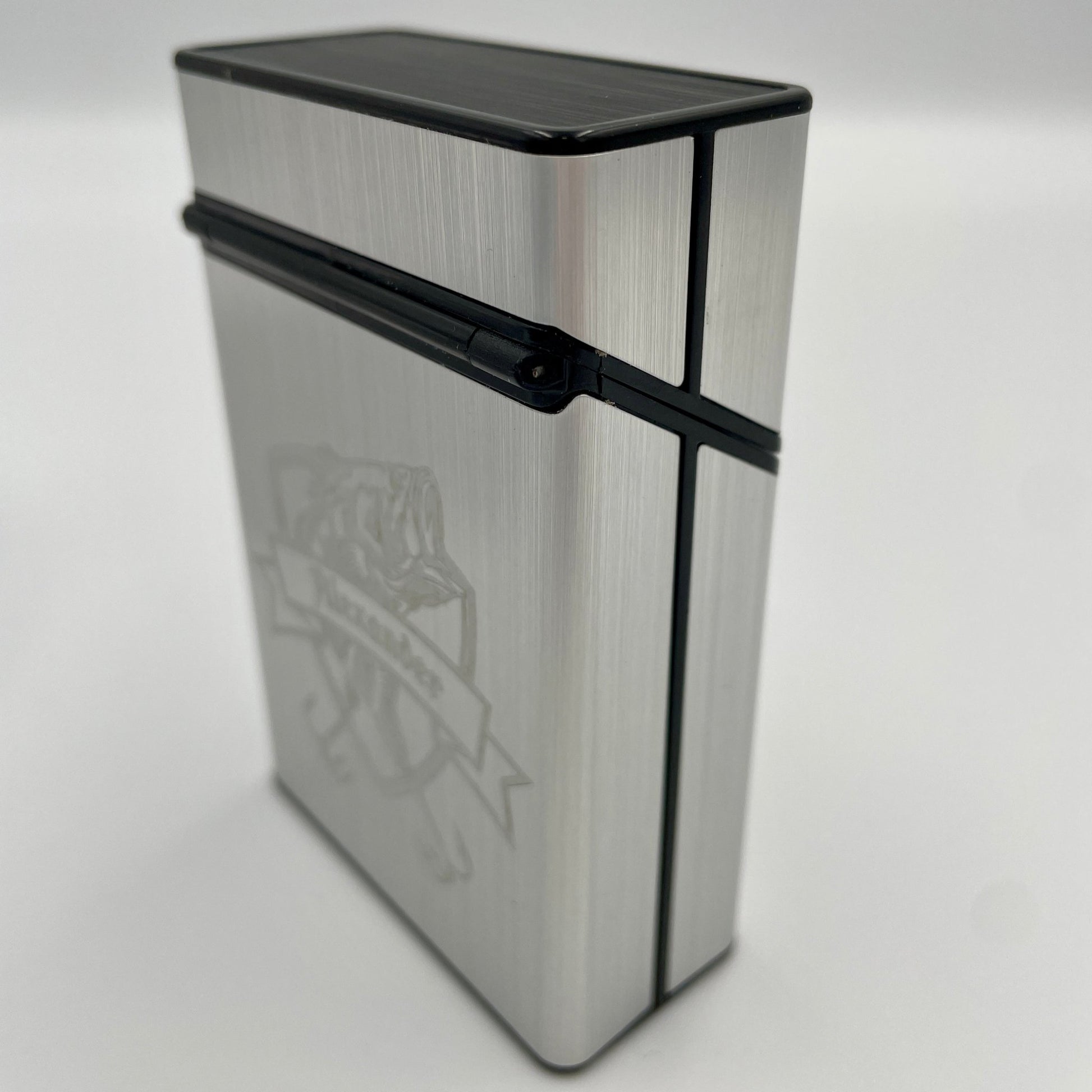 Zigarettenbox Aluminium / Kunststoff -Fisch- personalisiert mit Magnetverschluss