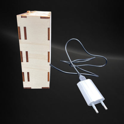Spiegelfliese mit Gravur
Individuelle Gravur
LED Beleuchtung
Holzrahmen
Handarbeit
Geschenkidee
Personalisierte Spiegelfliese
RGB LED mit Fernbedienung